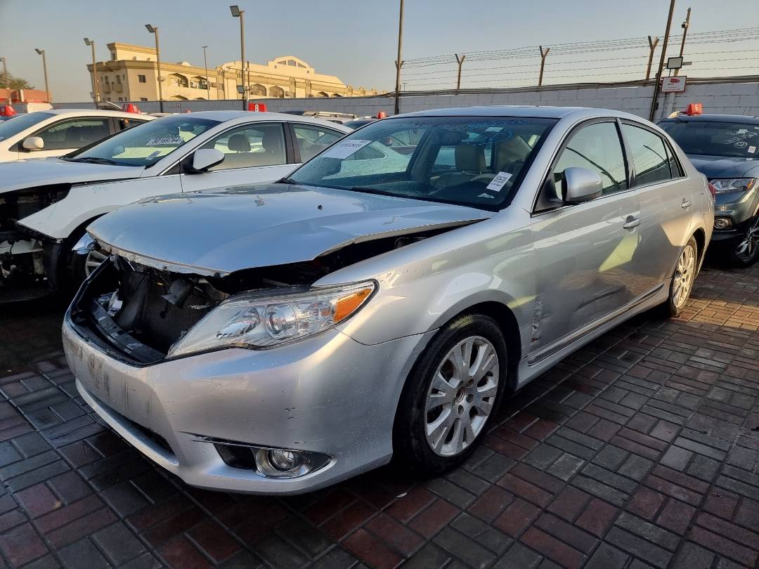 2012 TOYOTA AVALON — 167742 Miles — Lot 215487 — Souq - Marhaba Auctions Used Cars - Image 5