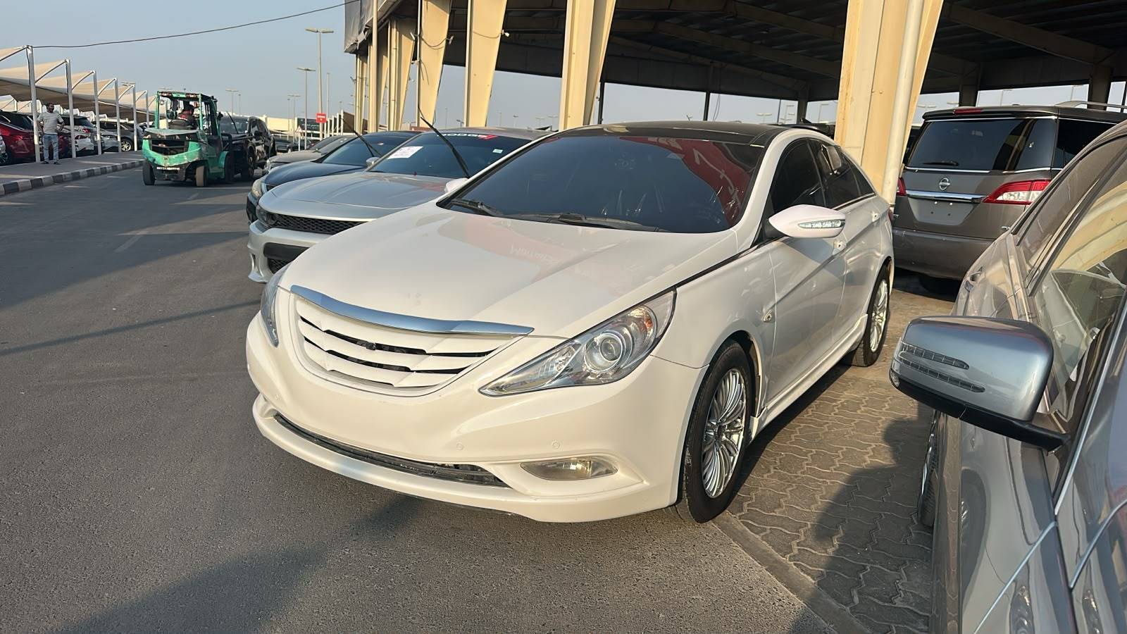 2011 HYUNDAI SONATA — 161960 KM — Lot BBA343315 — Souq - Marhaba Auctions Used Cars - Image 2