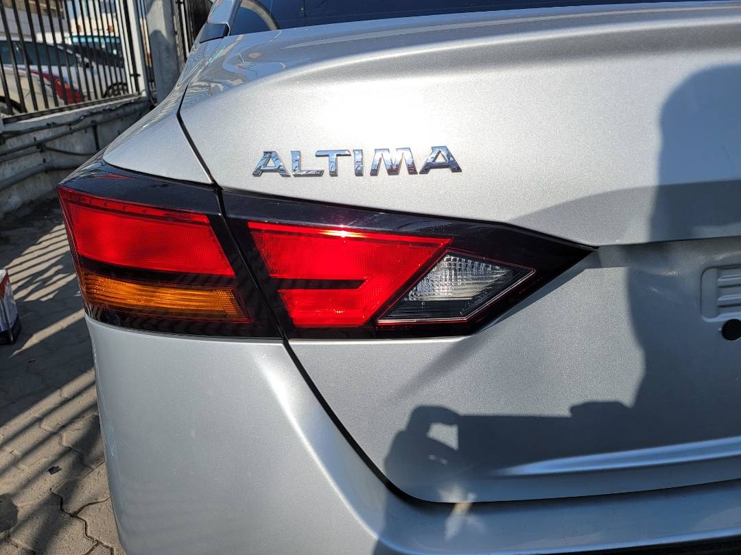 2019 NISSAN ALTIMA — 108615 Miles — Lot 23333 - Marhaba Auctions Used Cars - Image 9