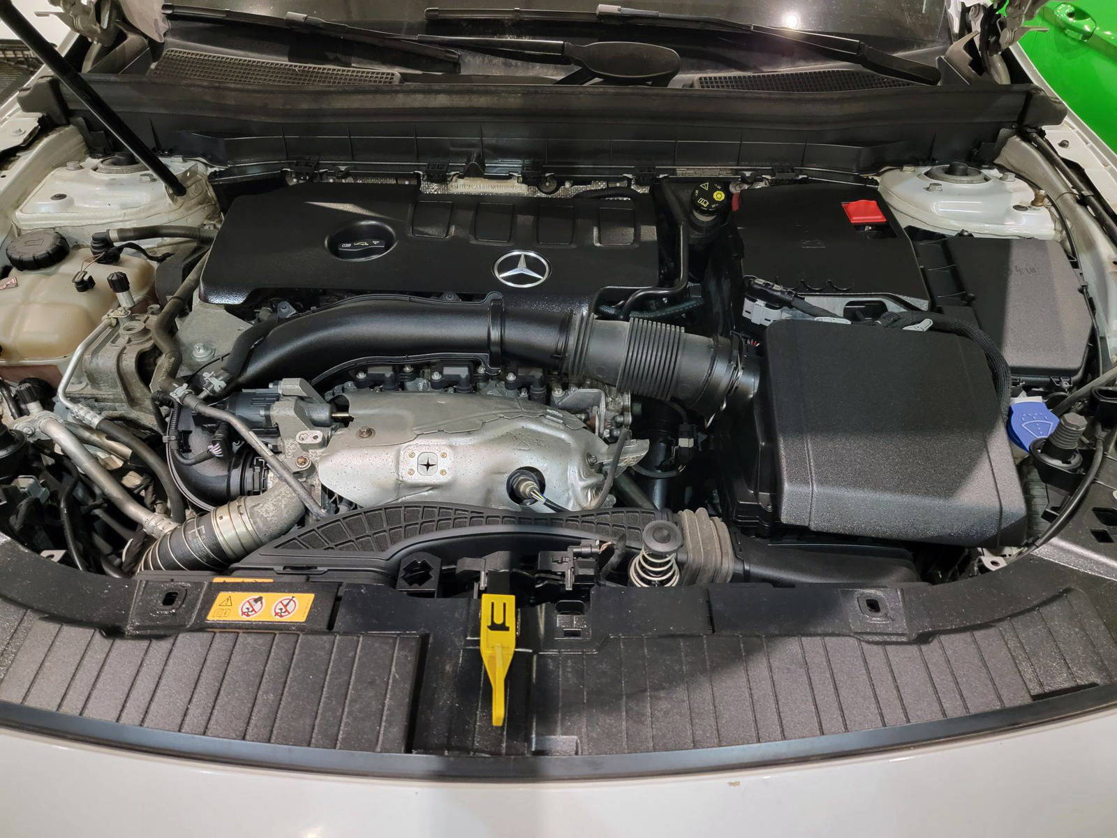 MERCEDES BENZ GLB 250 2020 - Marhaba Auction Used Cars - Image 11