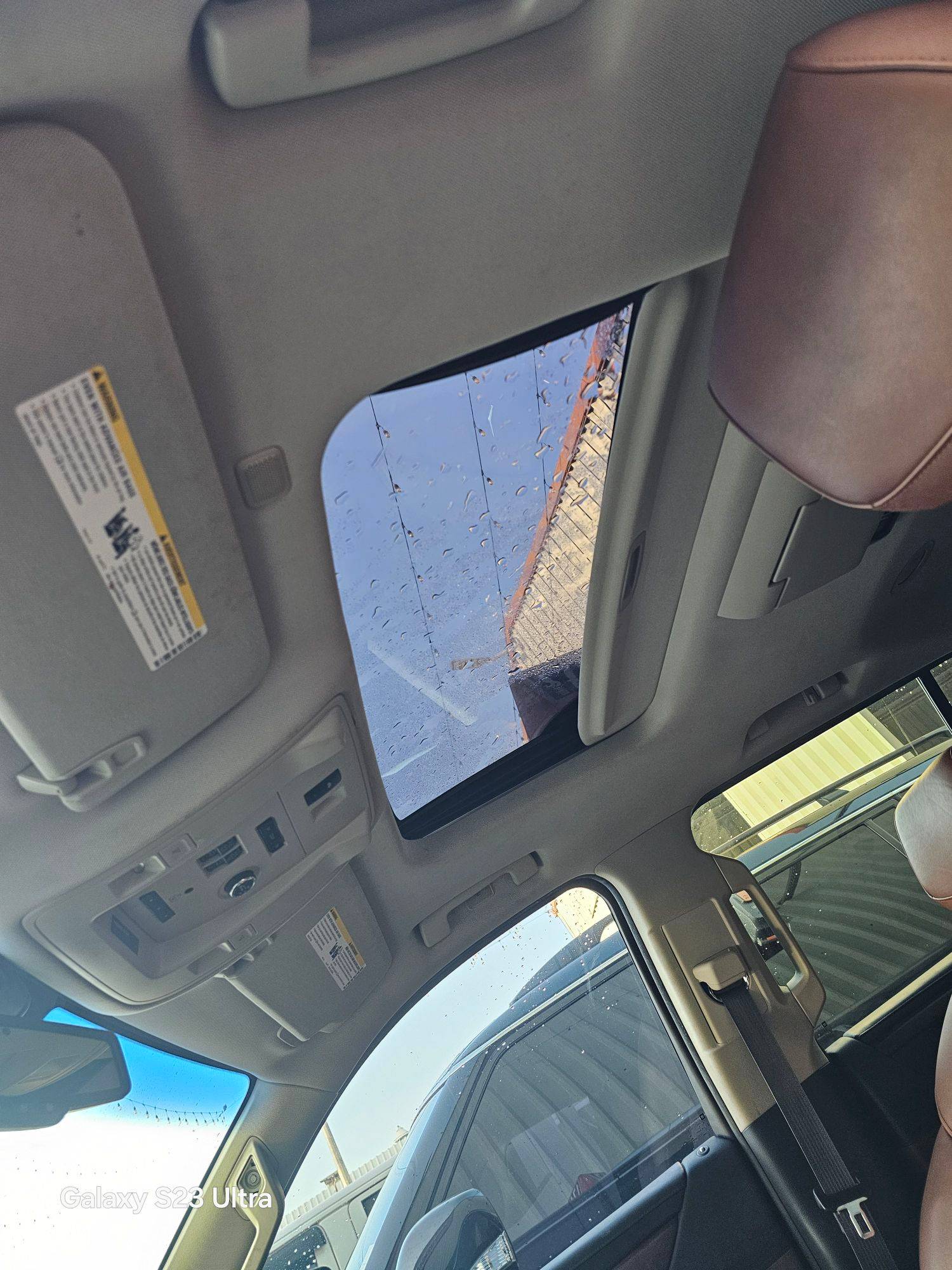 CADILLAC ESCALADE 2015 - Marhaba Auction Used Cars - Image 9