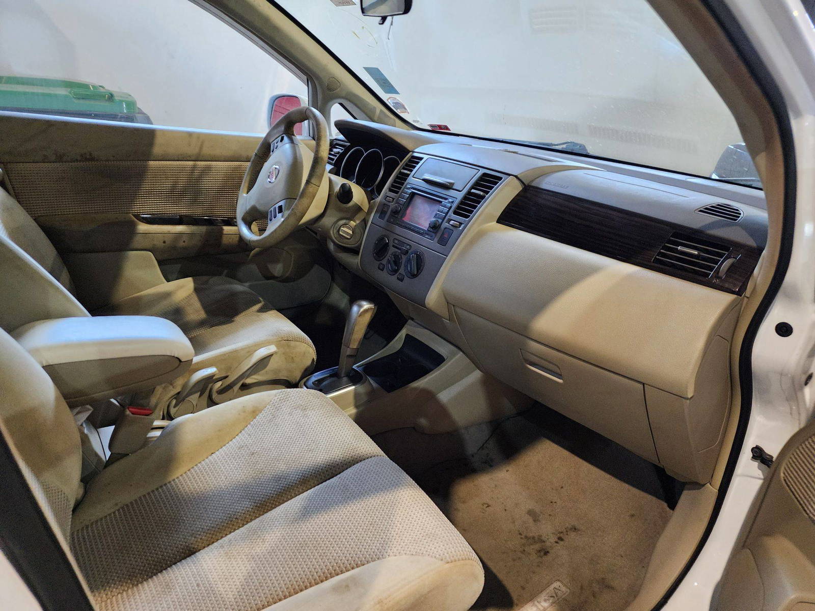 2011 NISSAN VERSA — 198678 Miles — Lot 491003 — Al Quoz - Marhaba Auctions Used Cars - Image 8