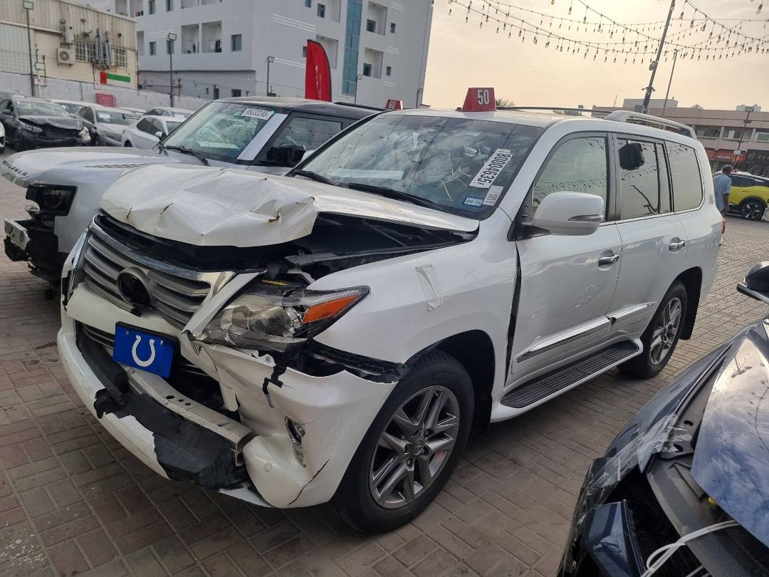 LEXUS LX 570 2014 - Marhaba Auction Used Cars - Image 4