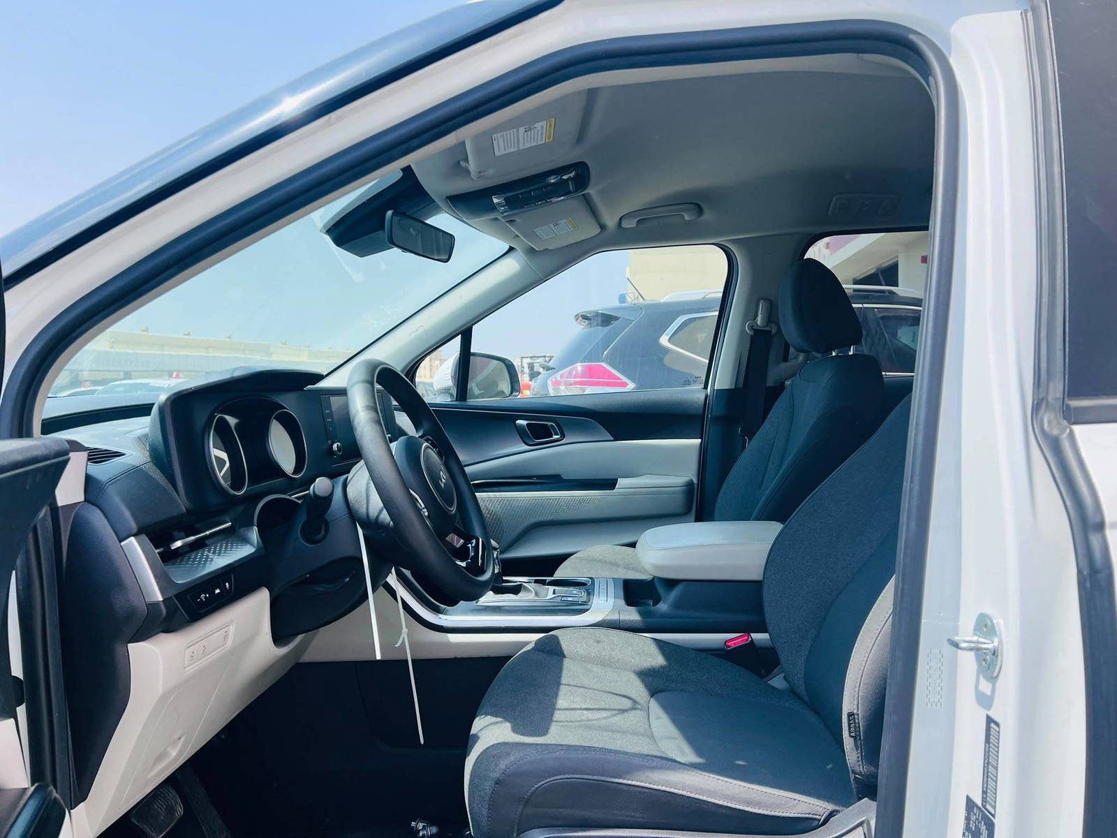 2023 KIA CARNIVAL LX — 79190 Miles — Lot 57145846 - Marhaba Auctions Used Cars - Image 6