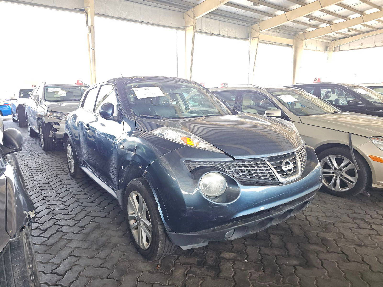 2011 NISSAN JUKE — 111331 Miles — Lot 40939305 — Souq - Marhaba Auctions Used Cars - Image 4