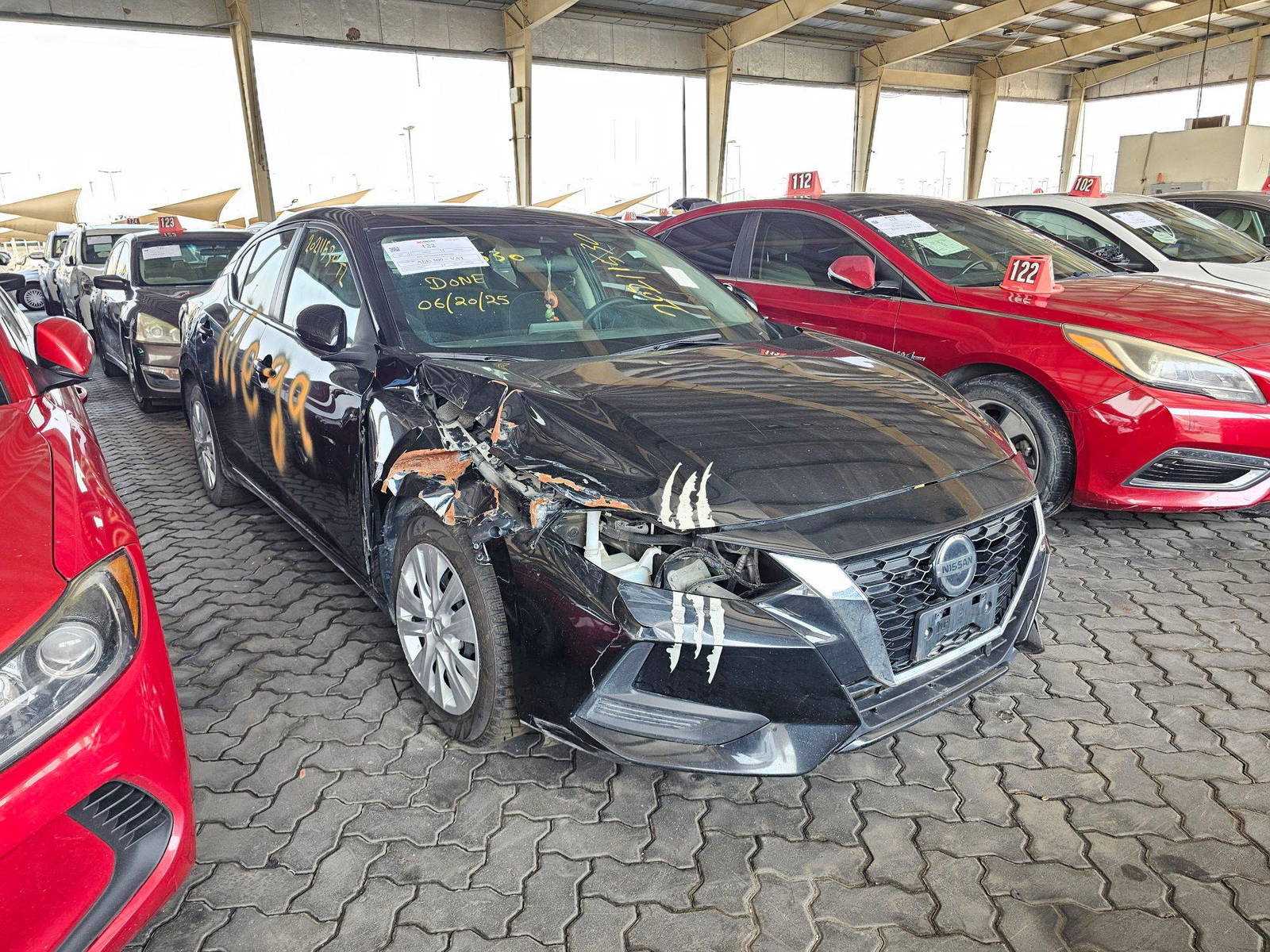 2021 NISSAN SENTRA — 117556 KM — Lot 20211530 — Souq - Marhaba Auctions Used Cars - Image 4