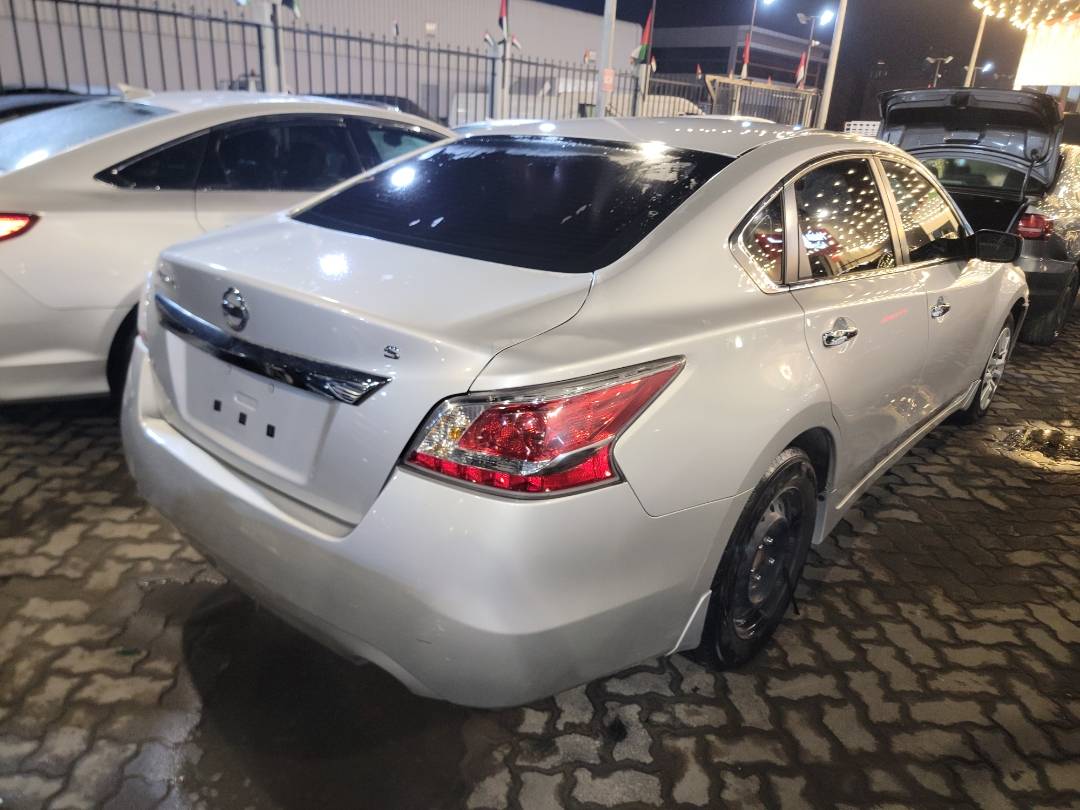 2015 NISSAN ALTIMA — 128353 Miles — Lot 63446763 - Marhaba Auctions Used Cars - Image 4
