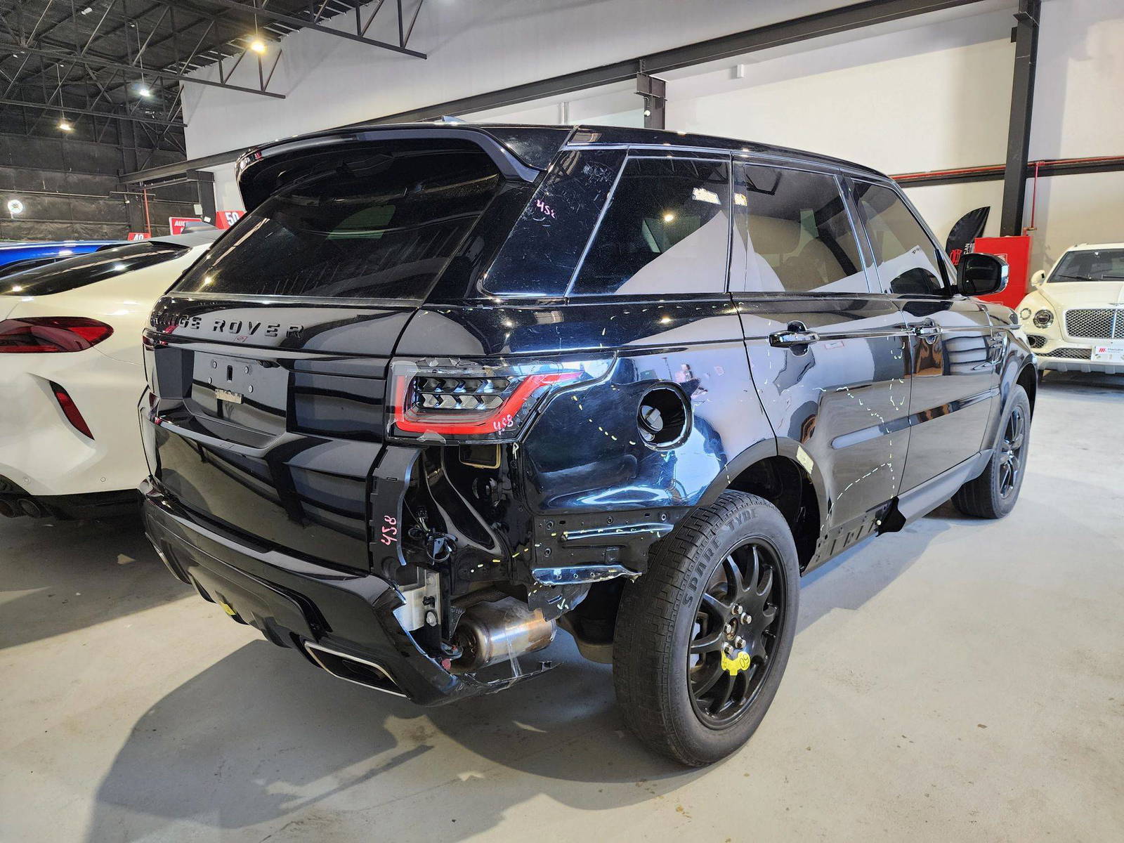 2020 LAND ROVER RANGE ROVER SPORT — 61999 Miles — Lot SU5LA876832 — Al Quoz - Marhaba Auctions Used Cars - Image 5