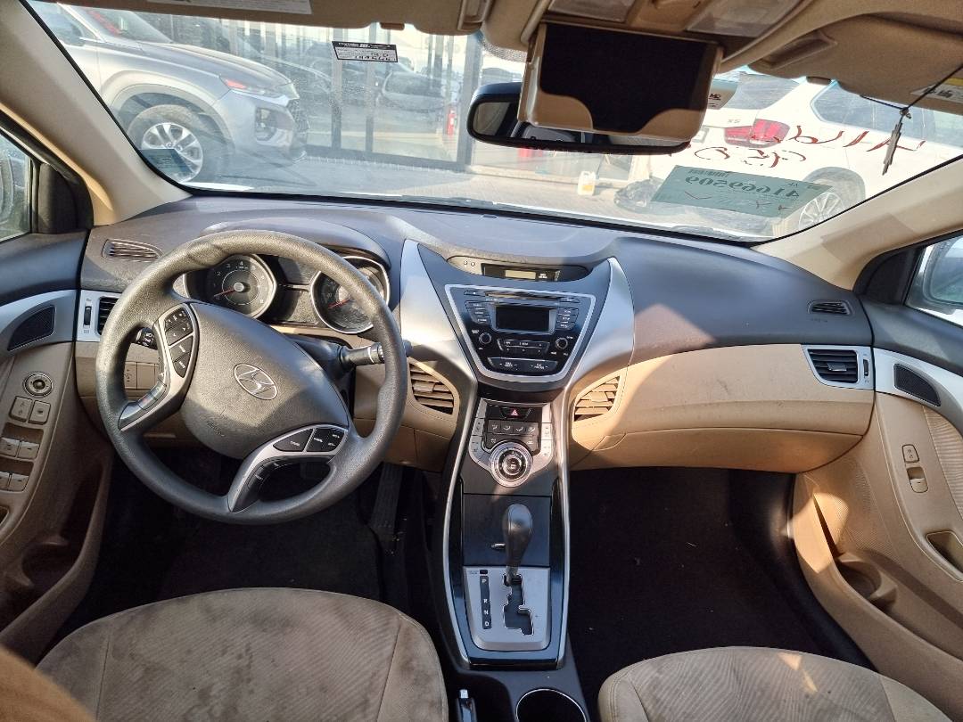 2013 HYUNDAI ELANTRA — 199545 Miles — Lot 214578 — Main - Marhaba Auctions Used Cars - Image 4