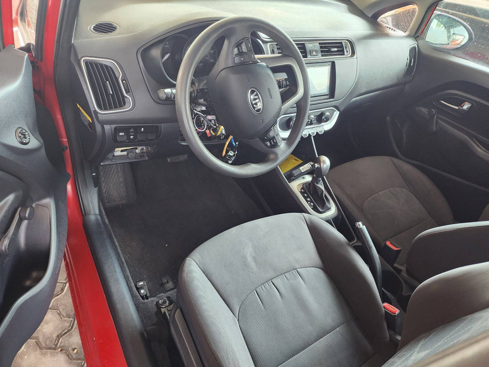 2017 KIA RIO — 97738 Miles — Lot 70018163 - Marhaba Auctions Used Cars - Image 9