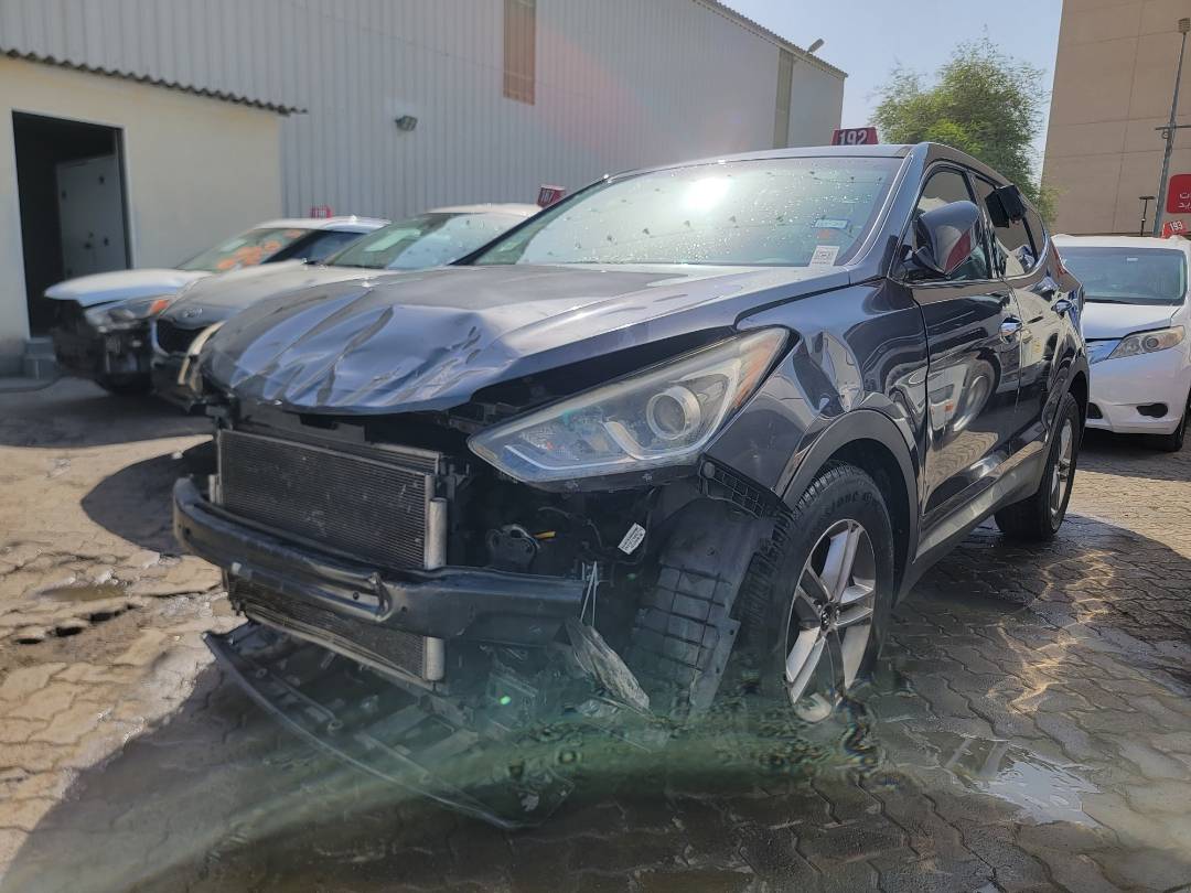 2017 HYUNDAI SANTA FE — 100582 Miles — Lot 450506 — Souq - Marhaba Auctions Used Cars - Image 5