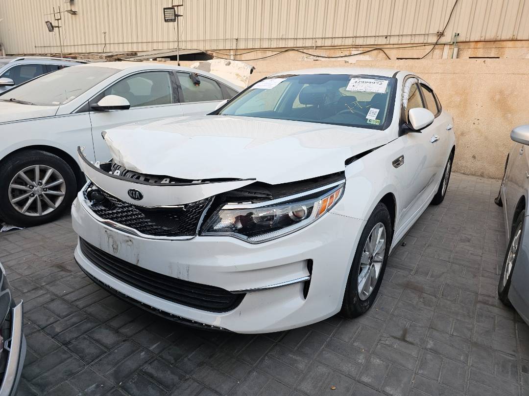 2018 KIA OPTIMA — 175522 Miles — Lot 218471 — Main - Marhaba Auctions Used Cars - Image 4