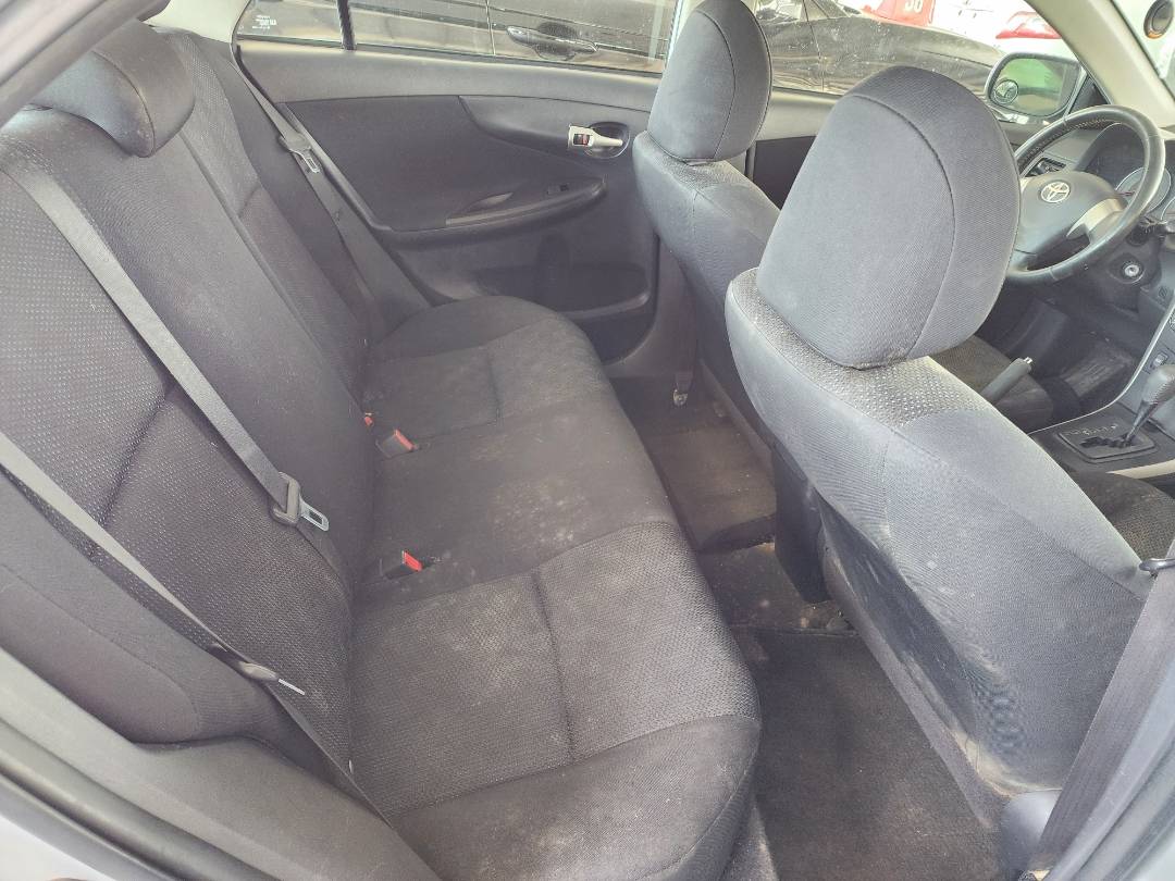 2010 TOYOTA COROLLA — 233000 KM — Lot 03376 - Marhaba Auctions Used Cars - Image 4