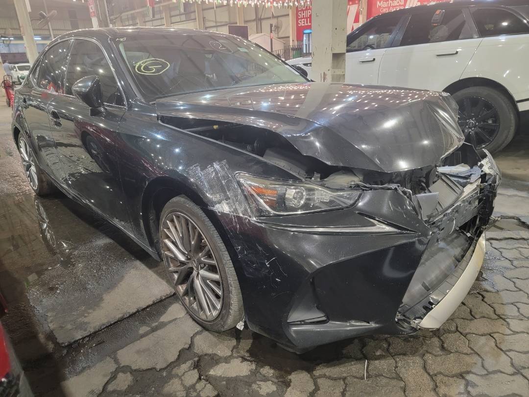 2017 LEXUS IS 200T — 187643 Miles — Lot H5050941 — Main - Marhaba Auctions Used Cars - Image 4