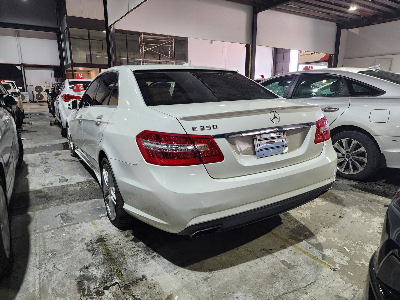 2011 MERCEDES BENZ E 350 — 201742 Miles — Lot 474175 — Al Quoz - Marhaba Auctions Used Cars - Image 3