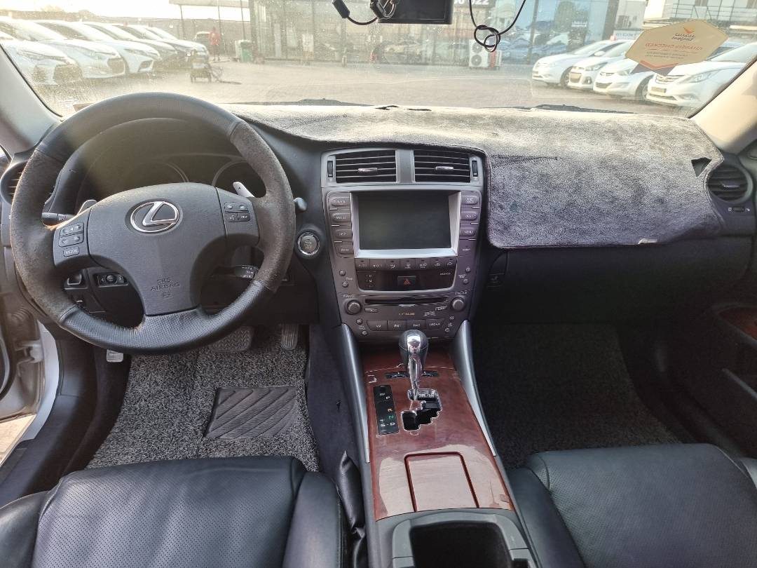 2008 LEXUS IS 250 — 297246 Miles — Lot 3214578 — Ind. 12 - Marhaba Auctions Used Cars - Image 8