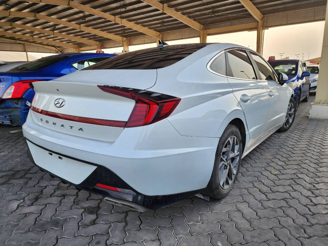 2020 HYUNDAI SONATA — 60948 Miles — Lot 38713286 — Main - Marhaba Auctions Used Cars - Image 4