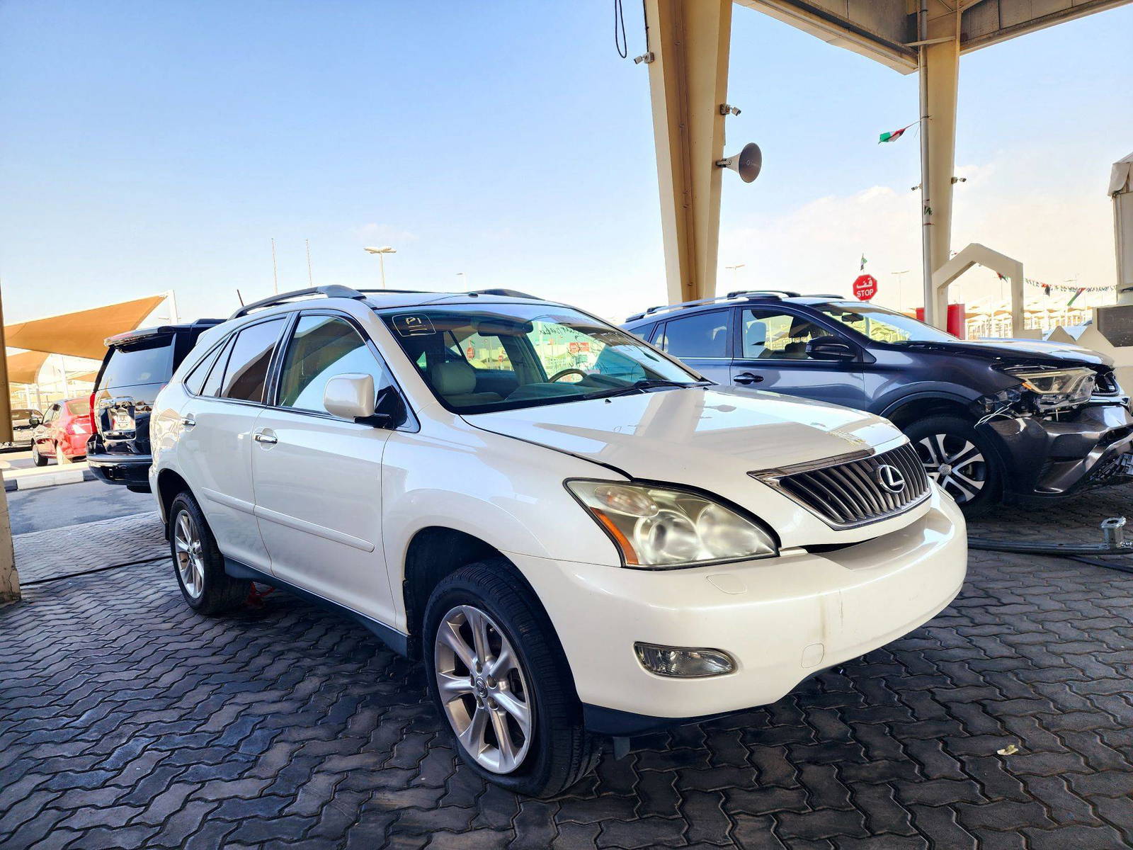 2008 LEXUS RX 350 — 194589 Miles — Lot 67058714 — Souq - Marhaba Auctions Used Cars - Image 4