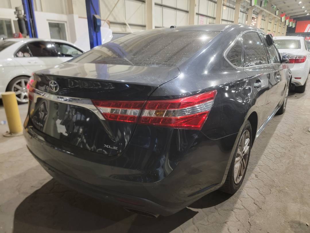 2015 TOYOTA AVALON — 186550 Miles — Lot FU150228 — Main - Marhaba Auctions Used Cars - Image 4