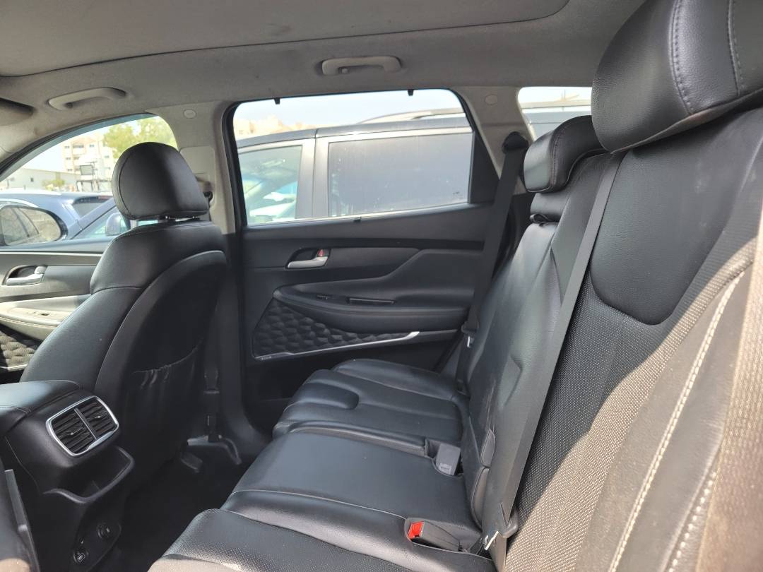2019 HYUNDAI SANTA FE — 128137 Miles — Lot H047164 — Main - Marhaba Auctions Used Cars - Image 6