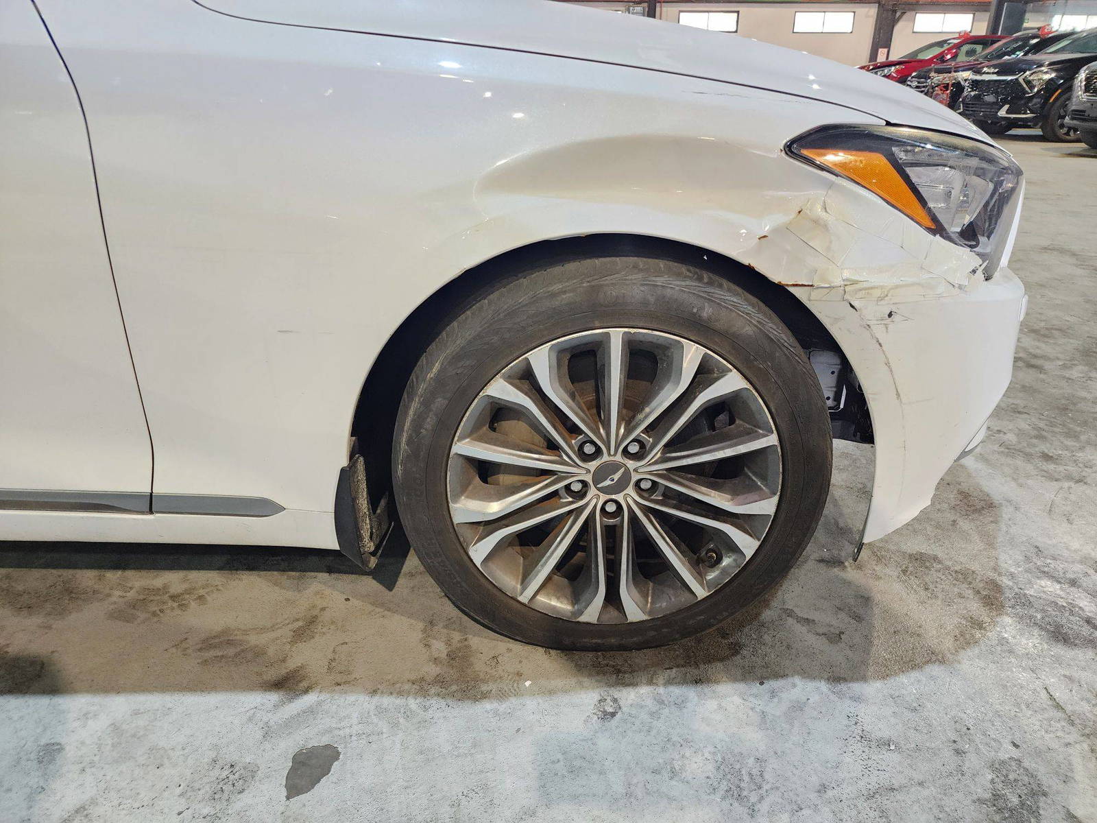 HYUNDAI GENESIS 2015 - Marhaba Auction Used Cars - Image 12