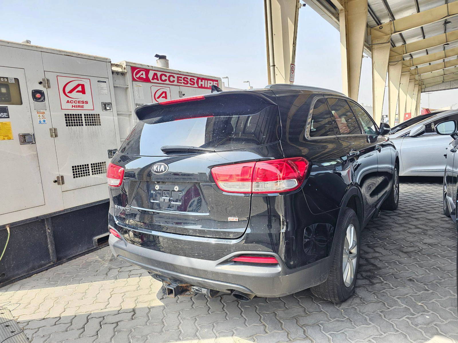 2018 KIA SORENTO — 96745 Miles — Lot 88134895 — Souq - Marhaba Auctions Used Cars - Image 3