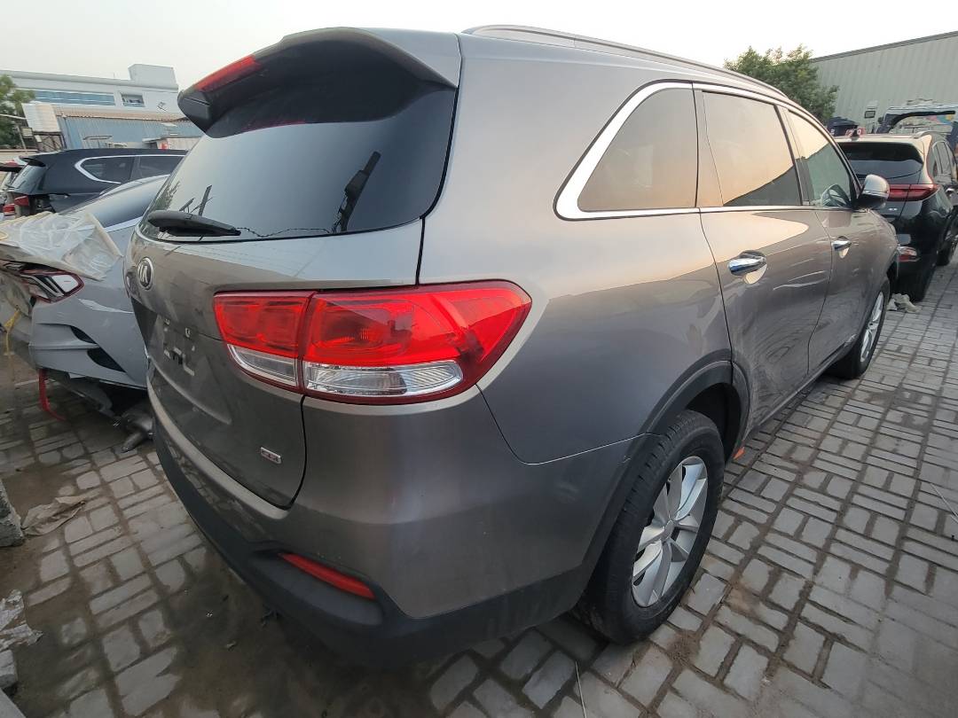 2018 KIA SORENTO — 125389 Miles — Lot 386833 — Main - Marhaba Auctions Used Cars - Image 6