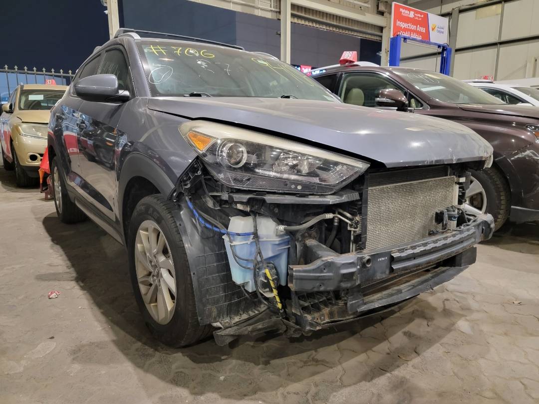2016 HYUNDAI TUCSON — 161821 Miles — Lot 059402 — Main - Marhaba Auctions Used Cars - Image 4