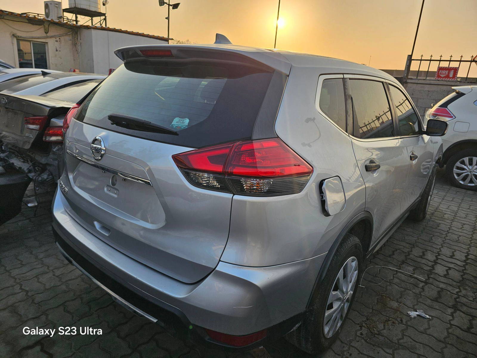 NISSAN ROGUE 2017 - Marhaba Auction Used Cars - Image 4