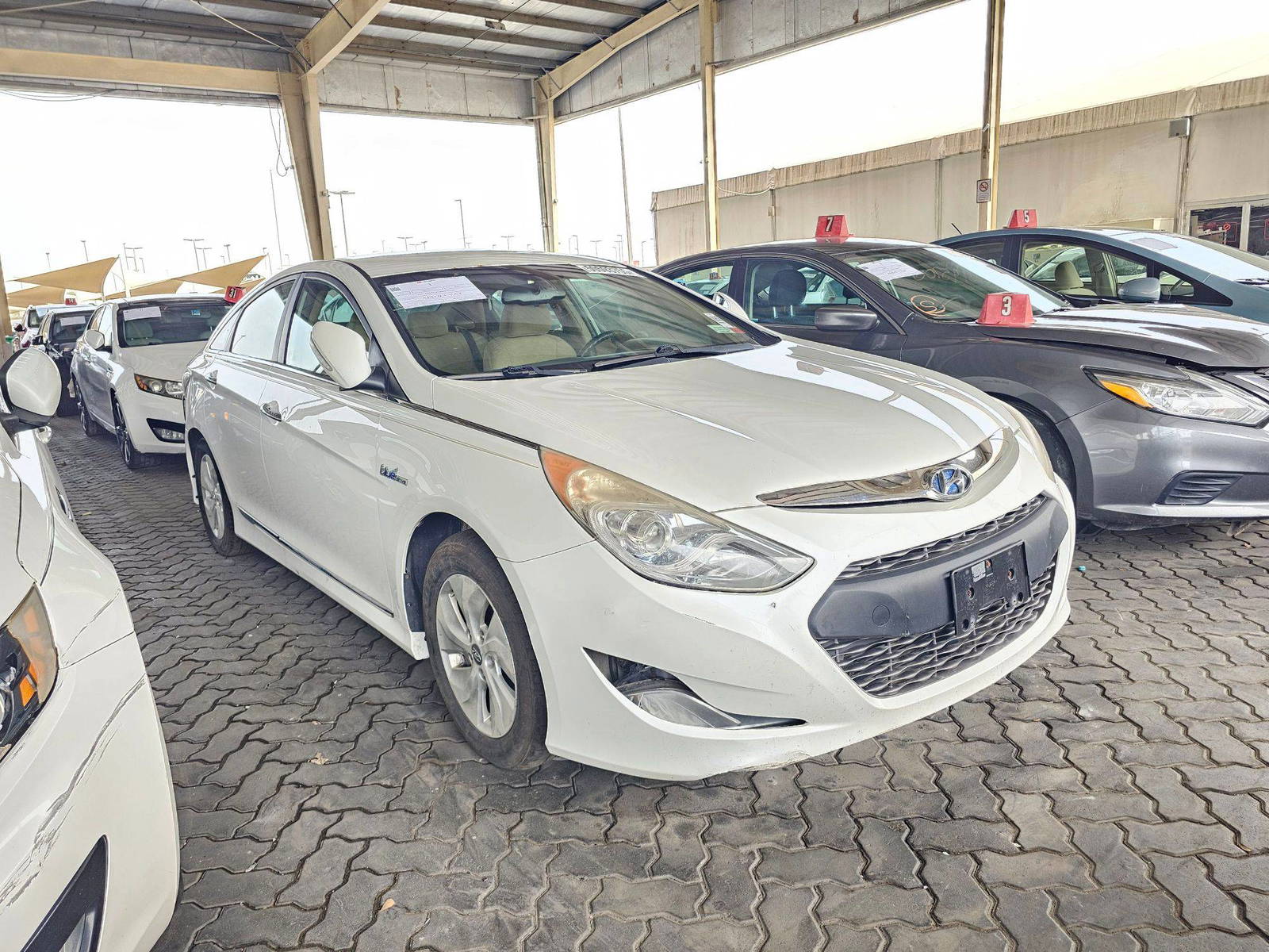 HYUNDAI SONATA 2013 - Marhaba Auction Used Cars - Image 3