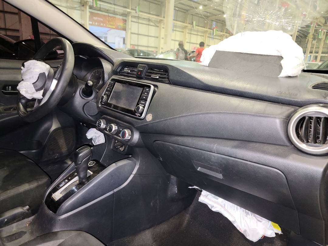 2020 NISSAN VERSA — 30168 Miles — Lot 71728133 - Marhaba Auctions Used Cars - Image 4