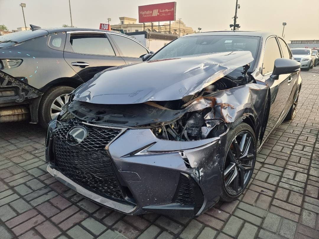 2017 LEXUS IS 200T — 98094 Miles — Lot 050269 — Ind. 12 - Marhaba Auctions Used Cars - Image 6