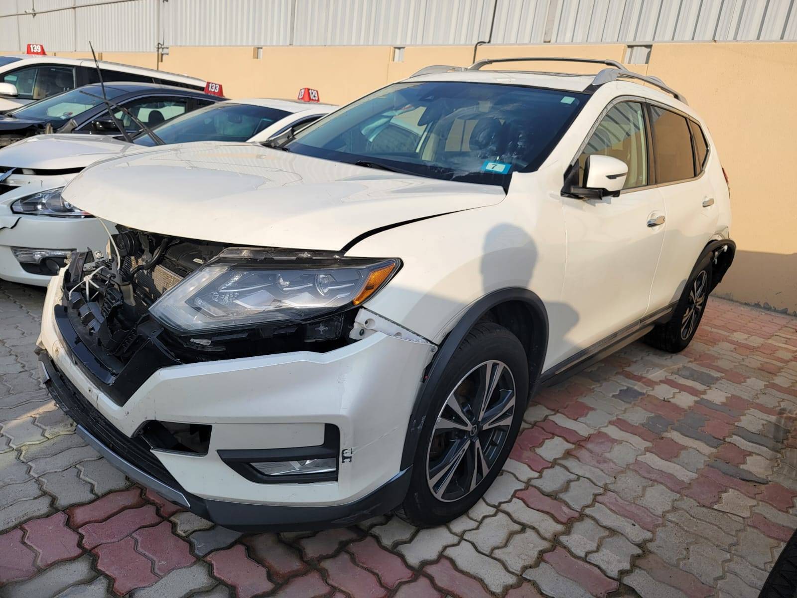 NISSAN ROGUE 2017 - Marhaba Auction Used Cars - Image 5