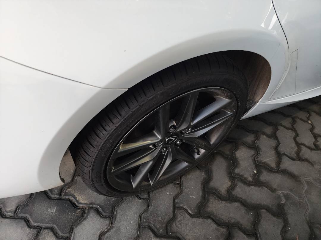 2015 LEXUS IS 250 — 78168 Miles — Lot 38114425 - Marhaba Auctions Used Cars - Image 9