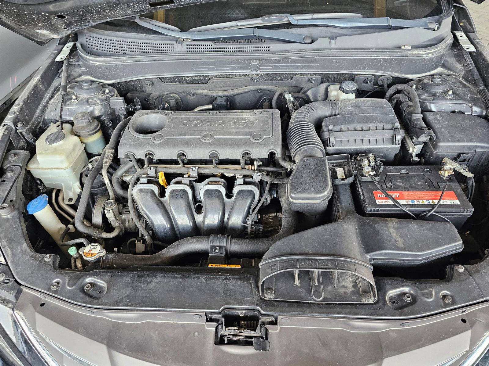 2010 HYUNDAI SONATA — 174903 KM — Lot 019395 — Souq - Marhaba Auctions Used Cars - Image 11