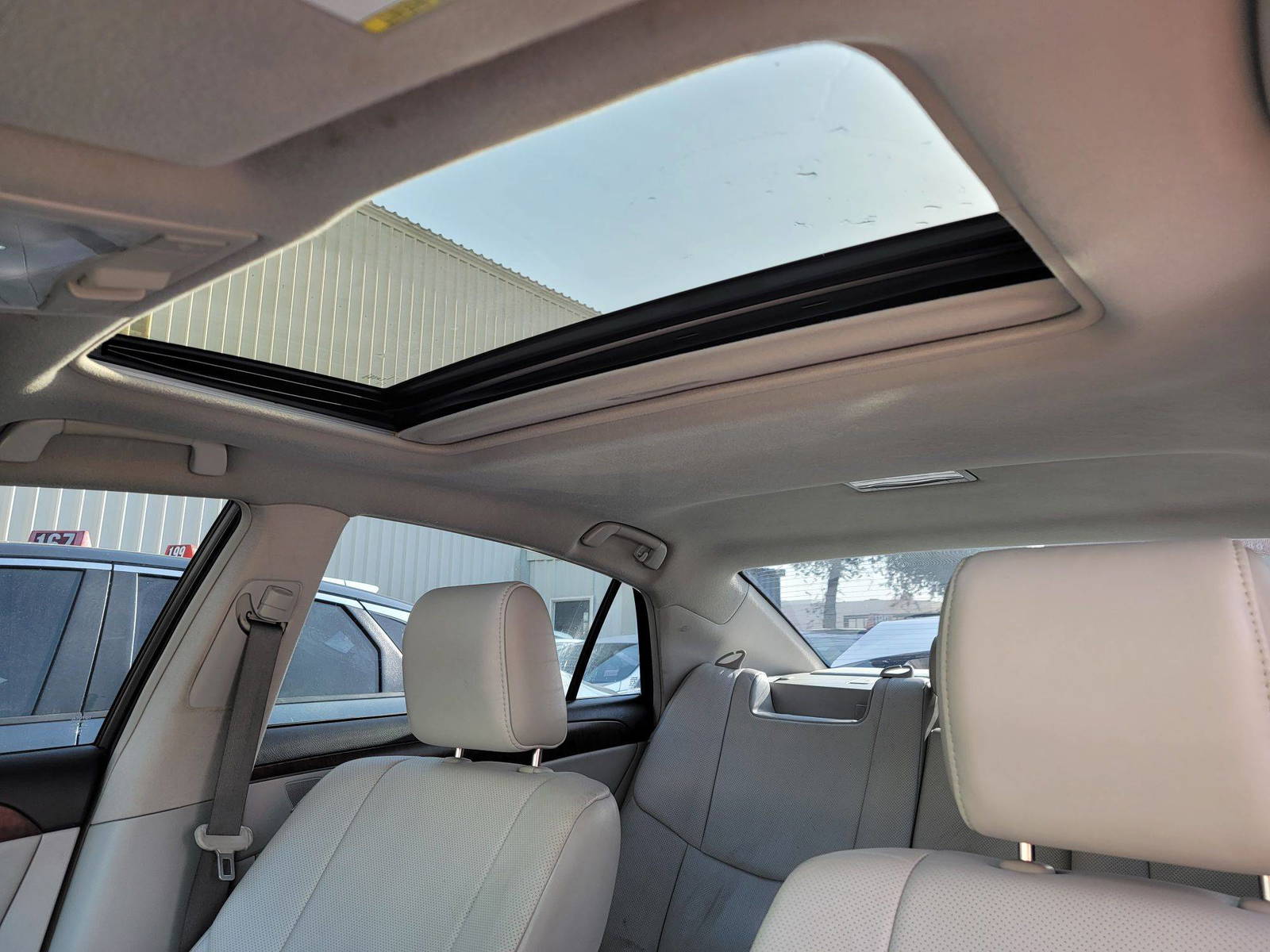 TOYOTA AVALON 2011 - Marhaba Auction Used Cars - Image 10