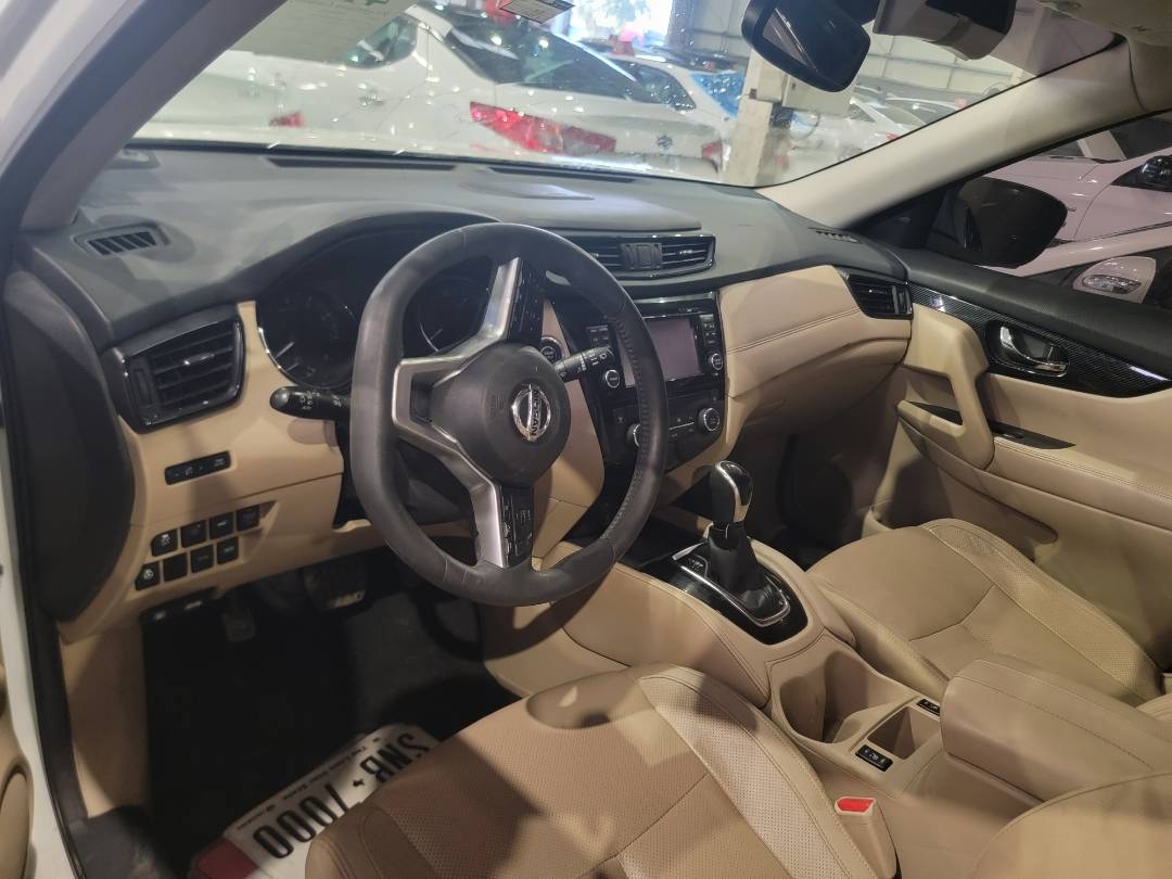 2017 NISSAN ROGUE — 172887 Miles — Lot C801143 — Main - Marhaba Auctions Used Cars - Image 7