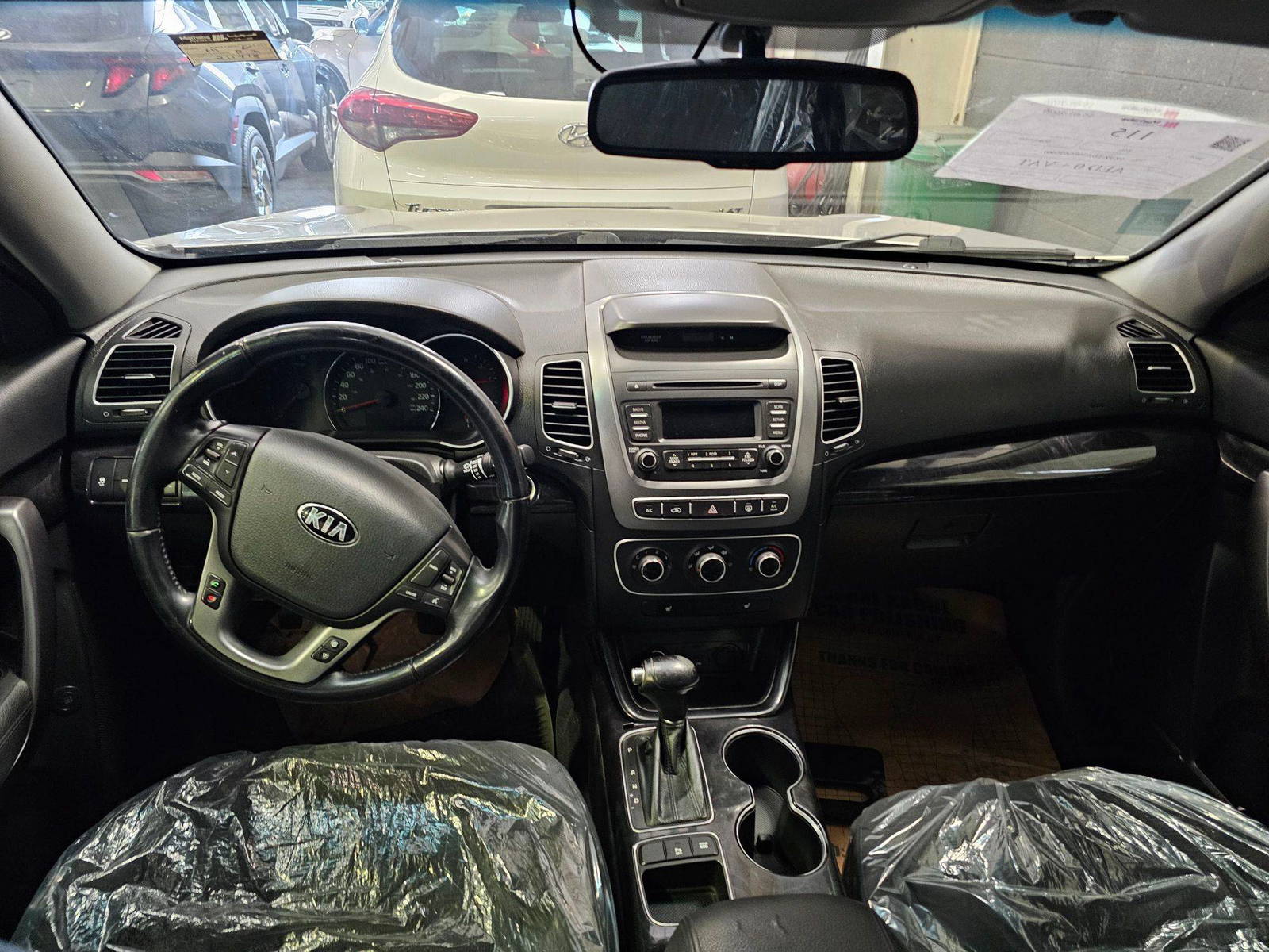 KIA SORENTO 2015 - Marhaba Auction Used Cars - Image 8