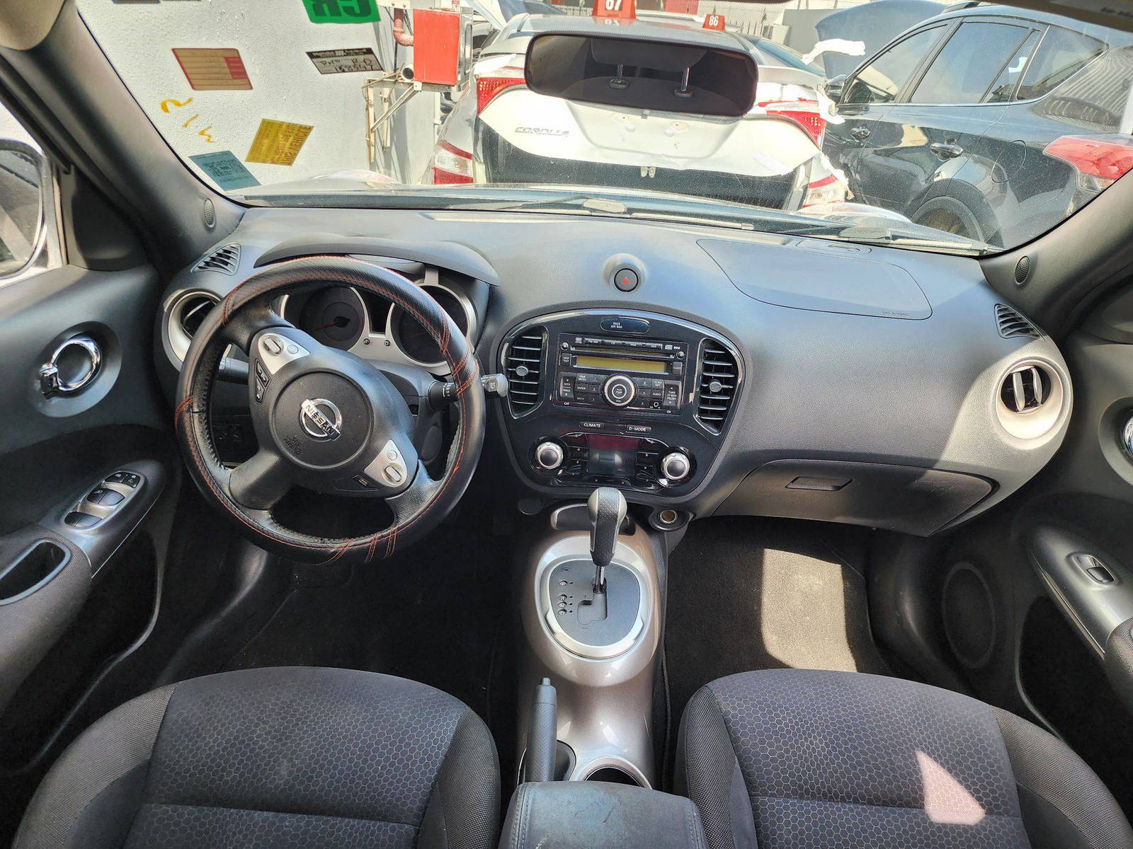 2011 NISSAN JUKE — 158547 Miles — Lot 009381 — Al Quoz - Marhaba Auctions Used Cars - Image 8