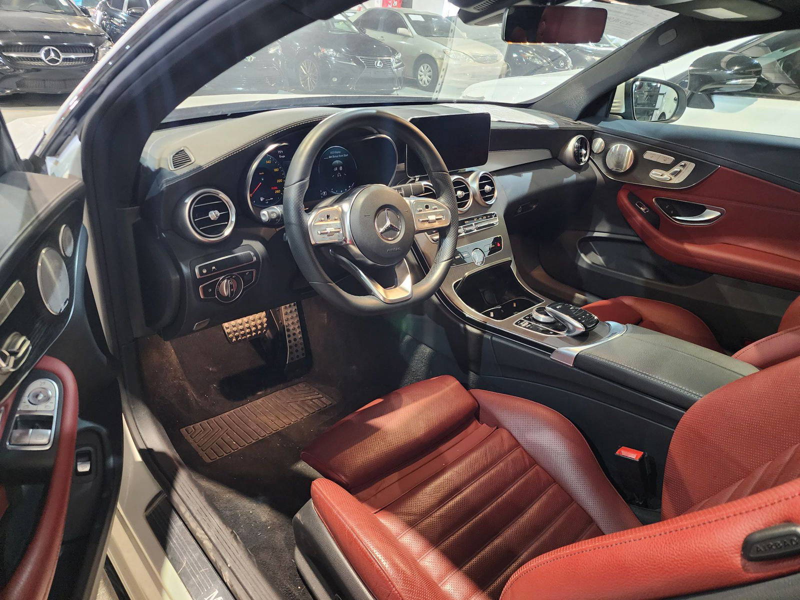2022 MERCEDES BENZ C300 — 23228 KM — Lot 10052 — Main - Marhaba Auctions Used Cars - Image 17