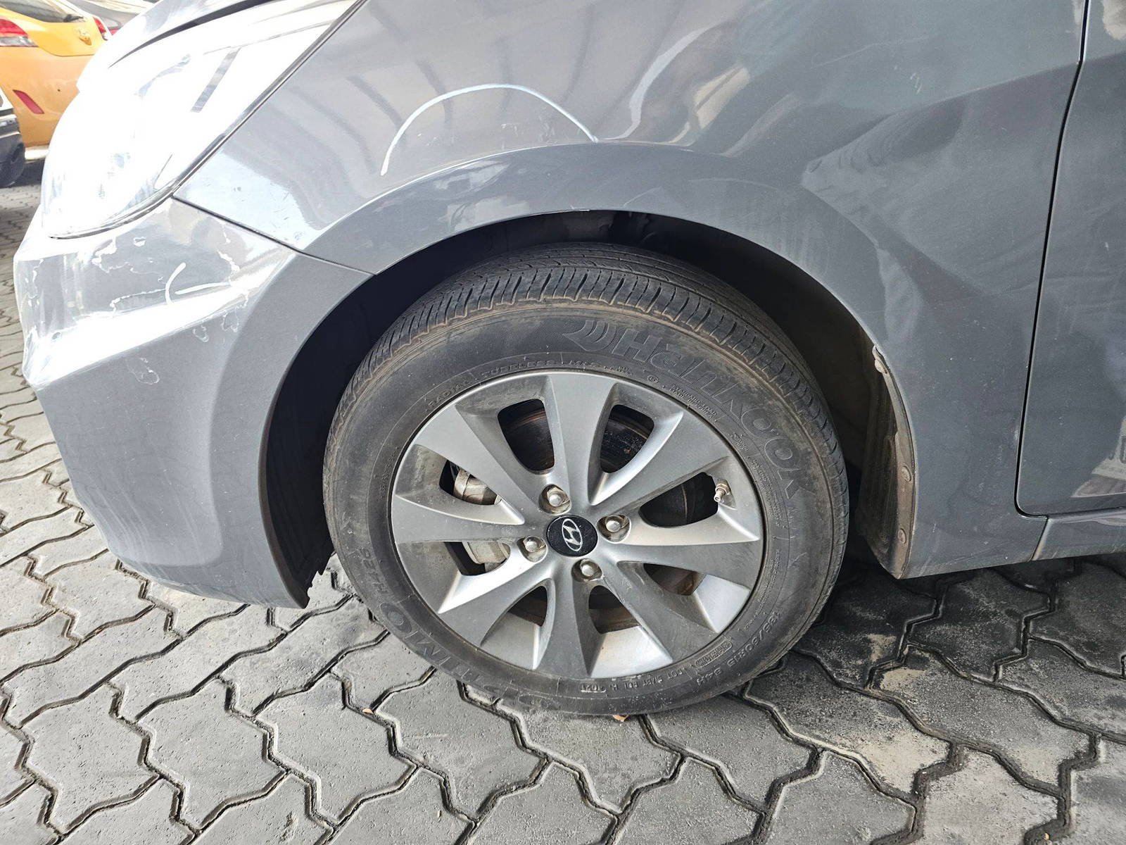 HYUNDAI ACCENT 2019 - Marhaba Auction Used Cars - Image 10