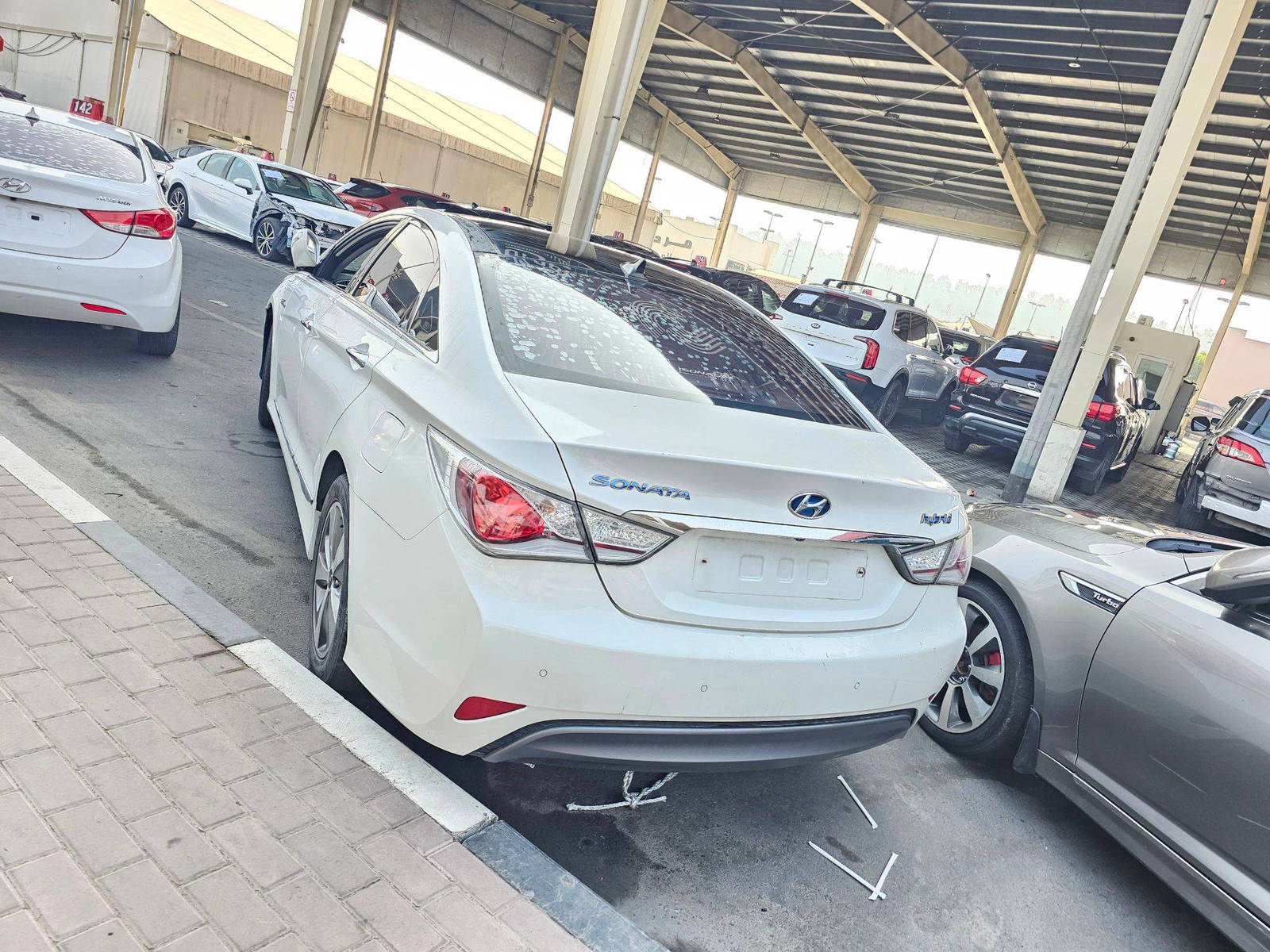 2012 HYUNDAI SONATA — 138550 KM — Lot 043107 — Main - Marhaba Auctions Used Cars - Image 4