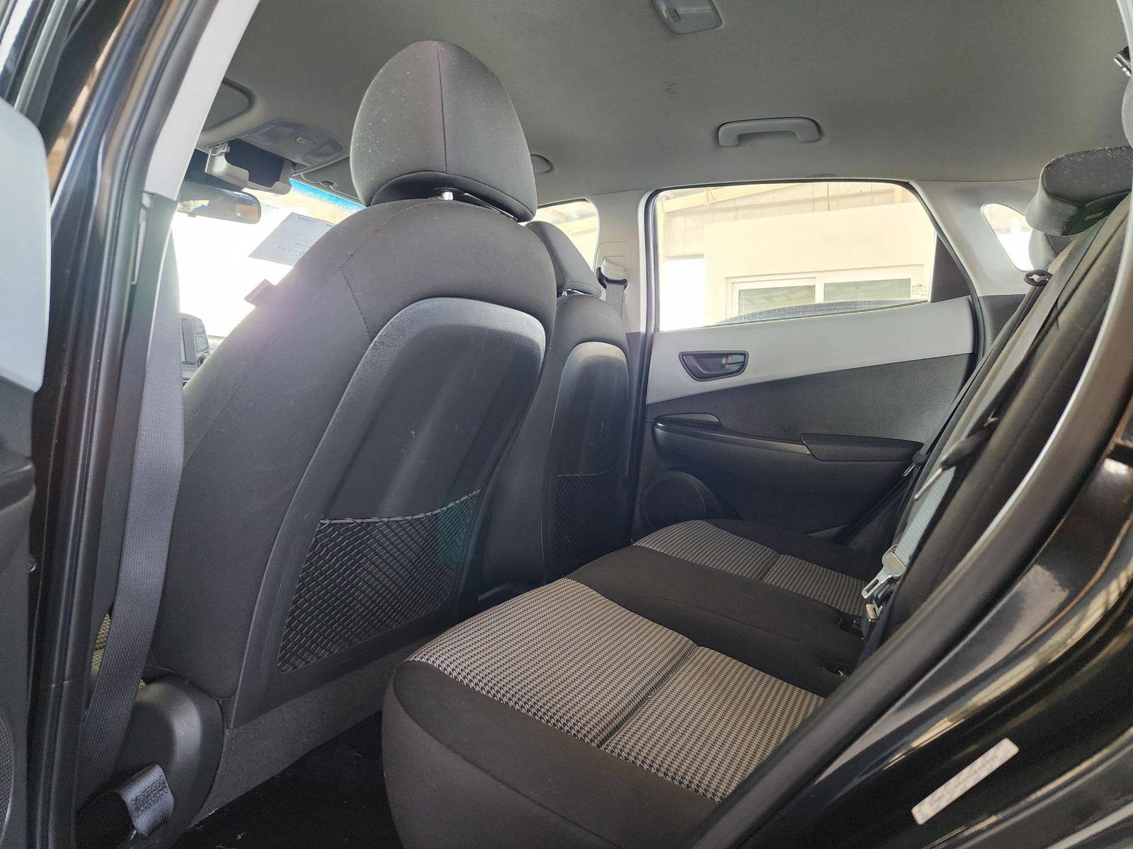 2021 HYUNDAI KONA — 62049 Miles — Lot 4MU640995 — Souq - Marhaba Auctions Used Cars - Image 6