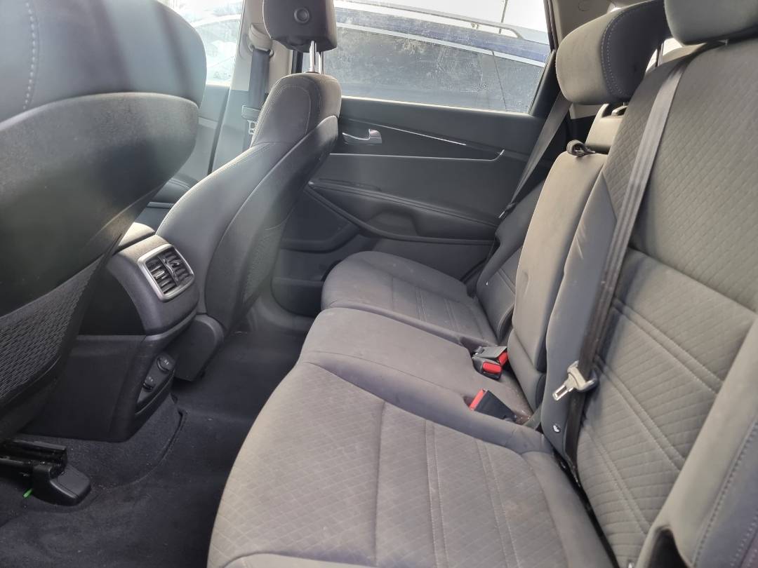 KIA SORENTO 2018 - Marhaba Auction Used Cars - Image 8