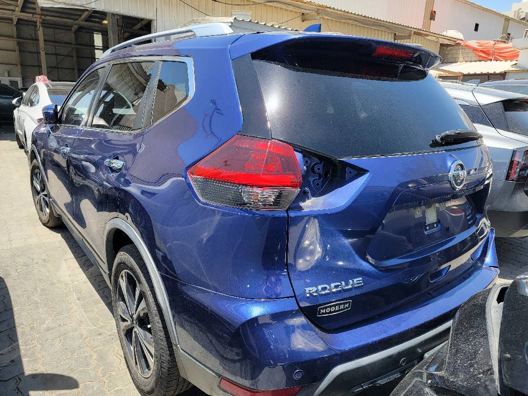 NISSAN ROGUE