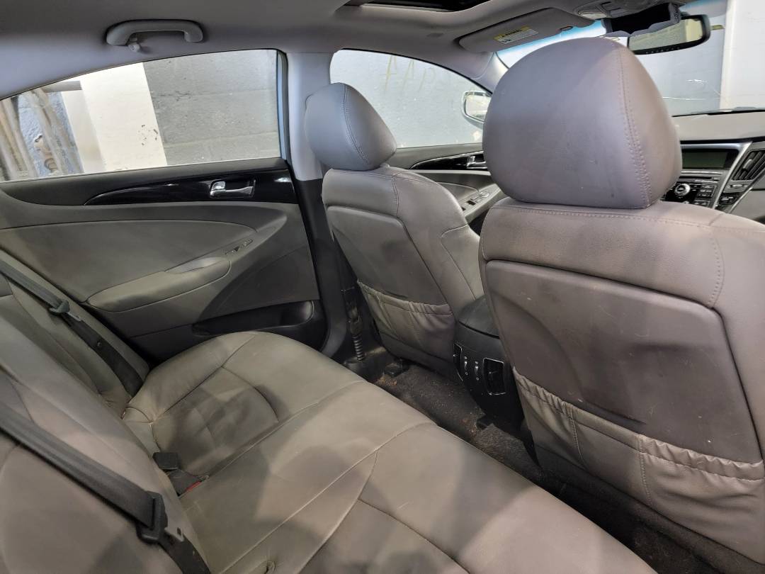 2011 HYUNDAI SONATA — 193113 Miles — Lot 37476944 - Marhaba Auctions Used Cars - Image 9