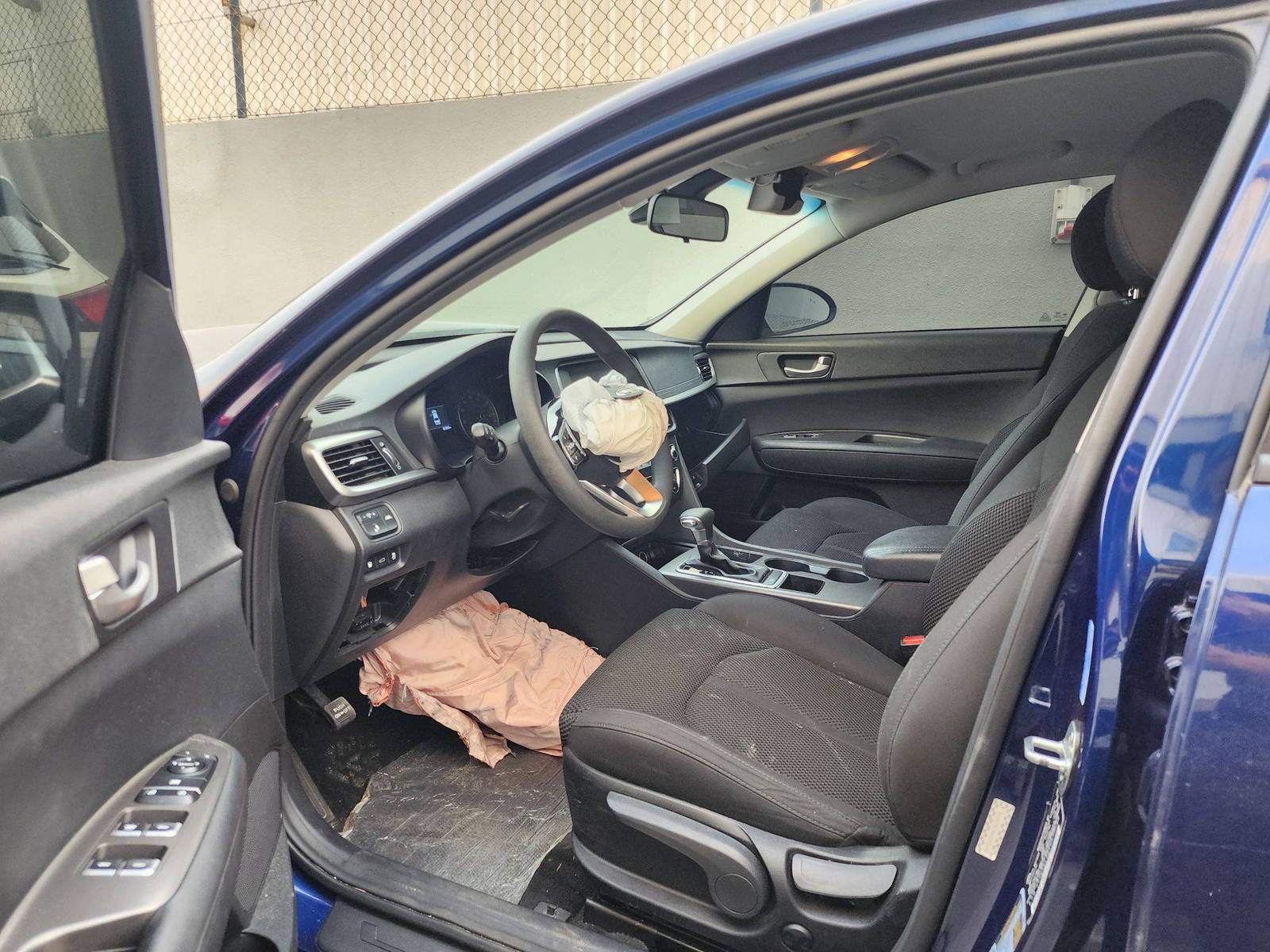 2019 KIA OPTIMA — 85989 Miles — Lot 41648394 — Main - Marhaba Auctions Used Cars - Image 9