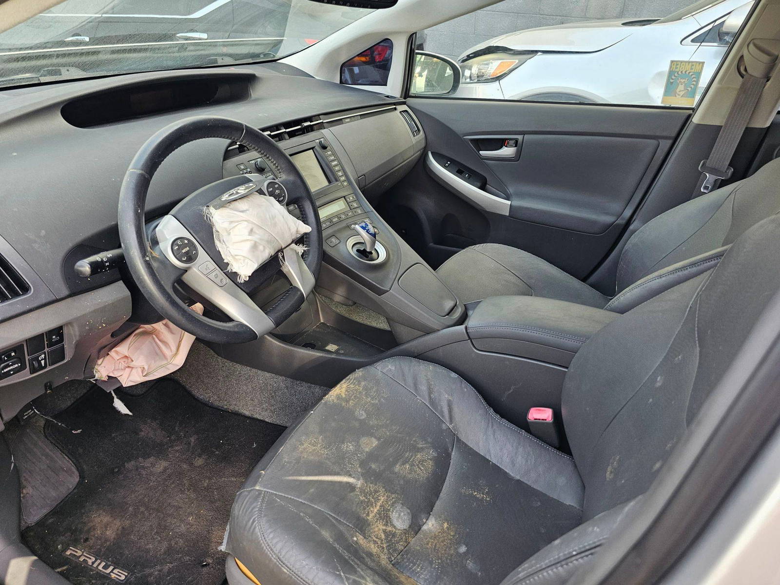2010 TOYOTA PRIUS — 151115 Miles — Lot A0068351 — Main - Marhaba Auctions Used Cars - Image 8