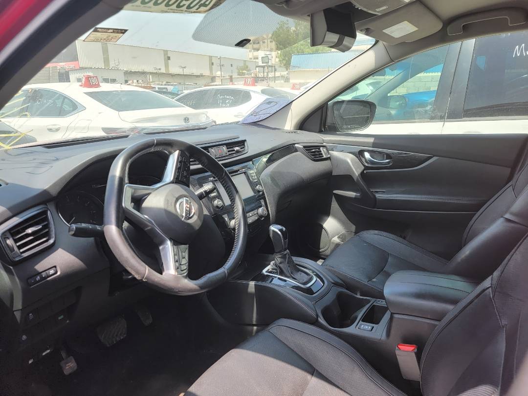 2017 NISSAN ROGUE — 107776 Miles — Lot 46980394 — Main - Marhaba Auctions Used Cars - Image 6