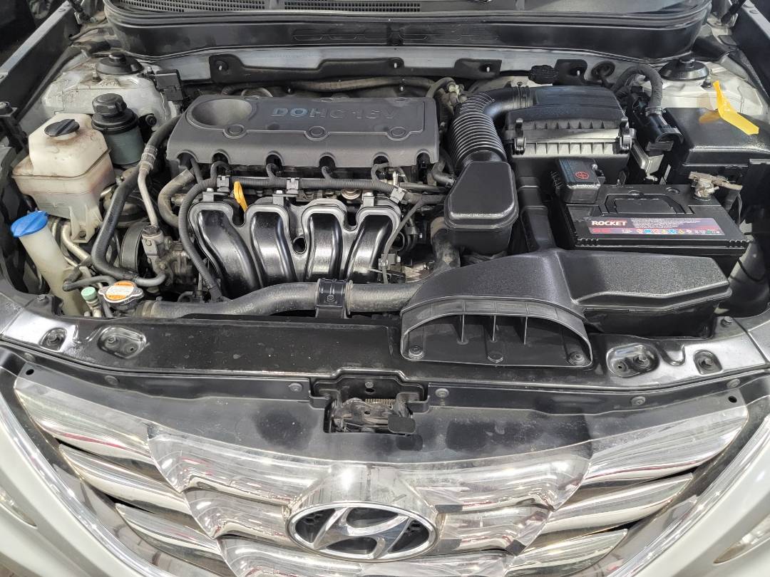 2010 HYUNDAI SONATA — 115208 KM — Lot 049321 — Main - Marhaba Auctions Used Cars - Image 11